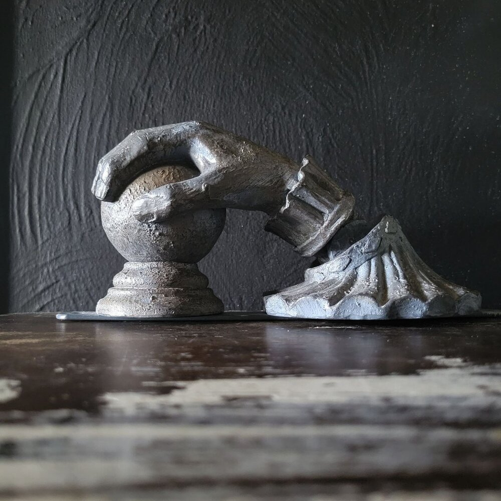 Grandin Road Halloween Haunted Door Knocker, Haunted Halloween Decor
